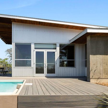 Lazo House - Riverfront With Overlooking Llano River 외부 사진